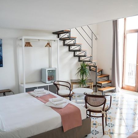 Le Stanze Di Sissi - Luxury Suites Neapel Exterior foto