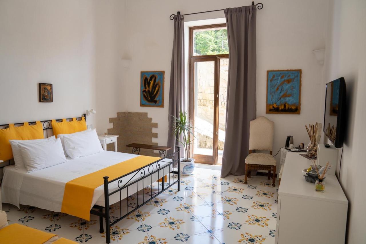Le Stanze Di Sissi - Luxury Suites Neapel Exterior foto