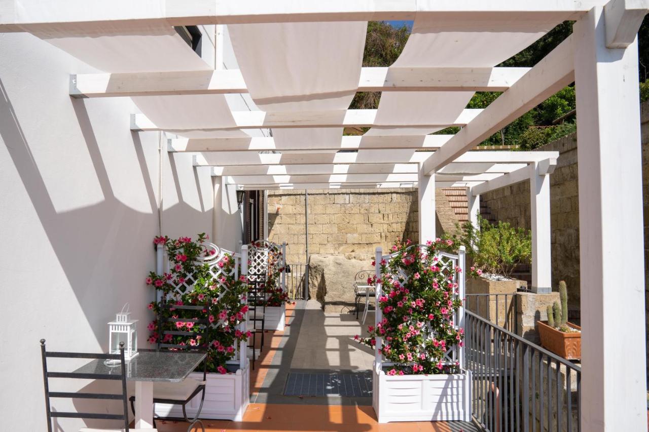 Le Stanze Di Sissi - Luxury Suites Neapel Exterior foto