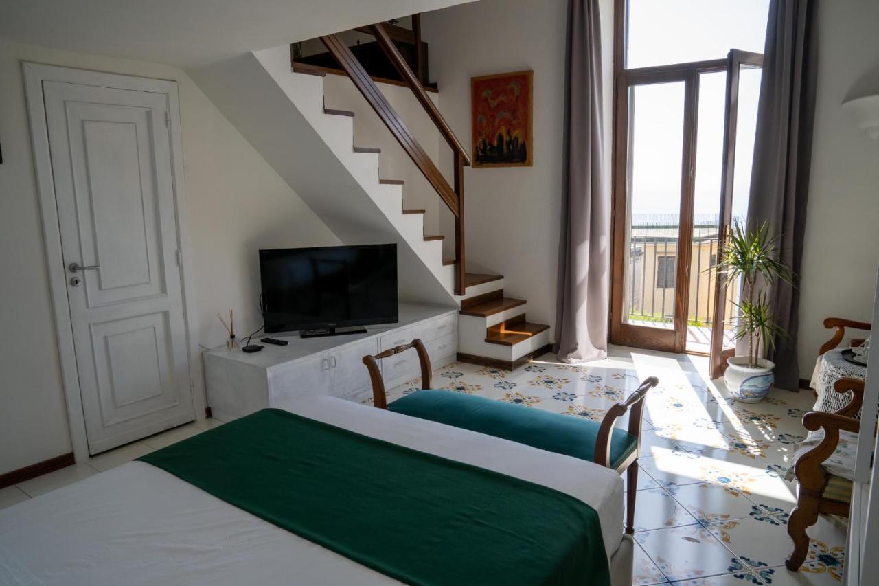 Le Stanze Di Sissi - Luxury Suites Neapel Exterior foto