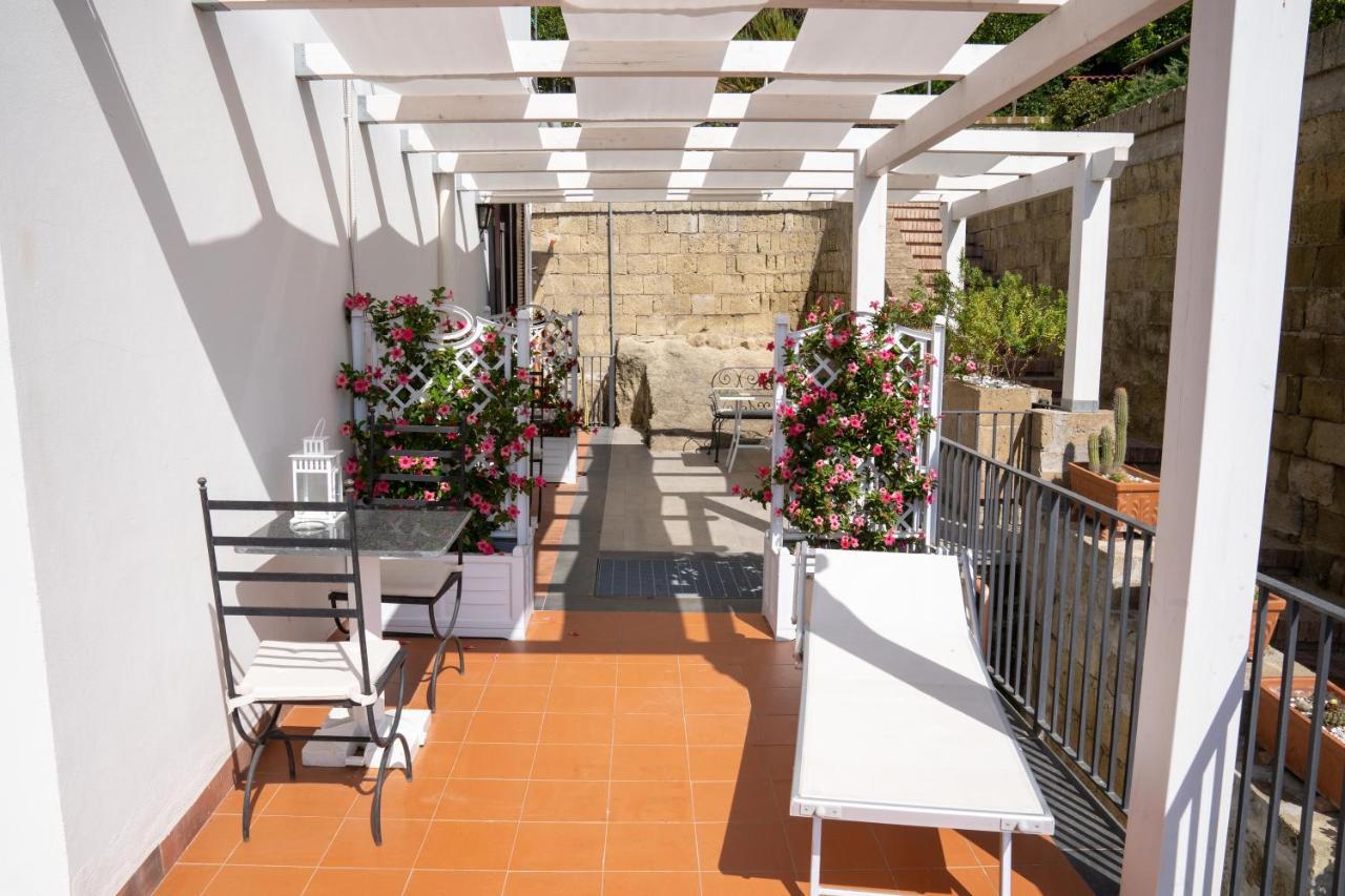 Le Stanze Di Sissi - Luxury Suites Neapel Exterior foto