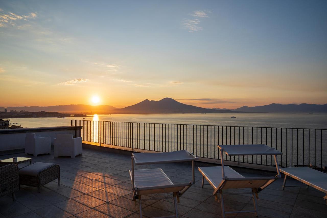 Le Stanze Di Sissi - Luxury Suites Neapel Exterior foto