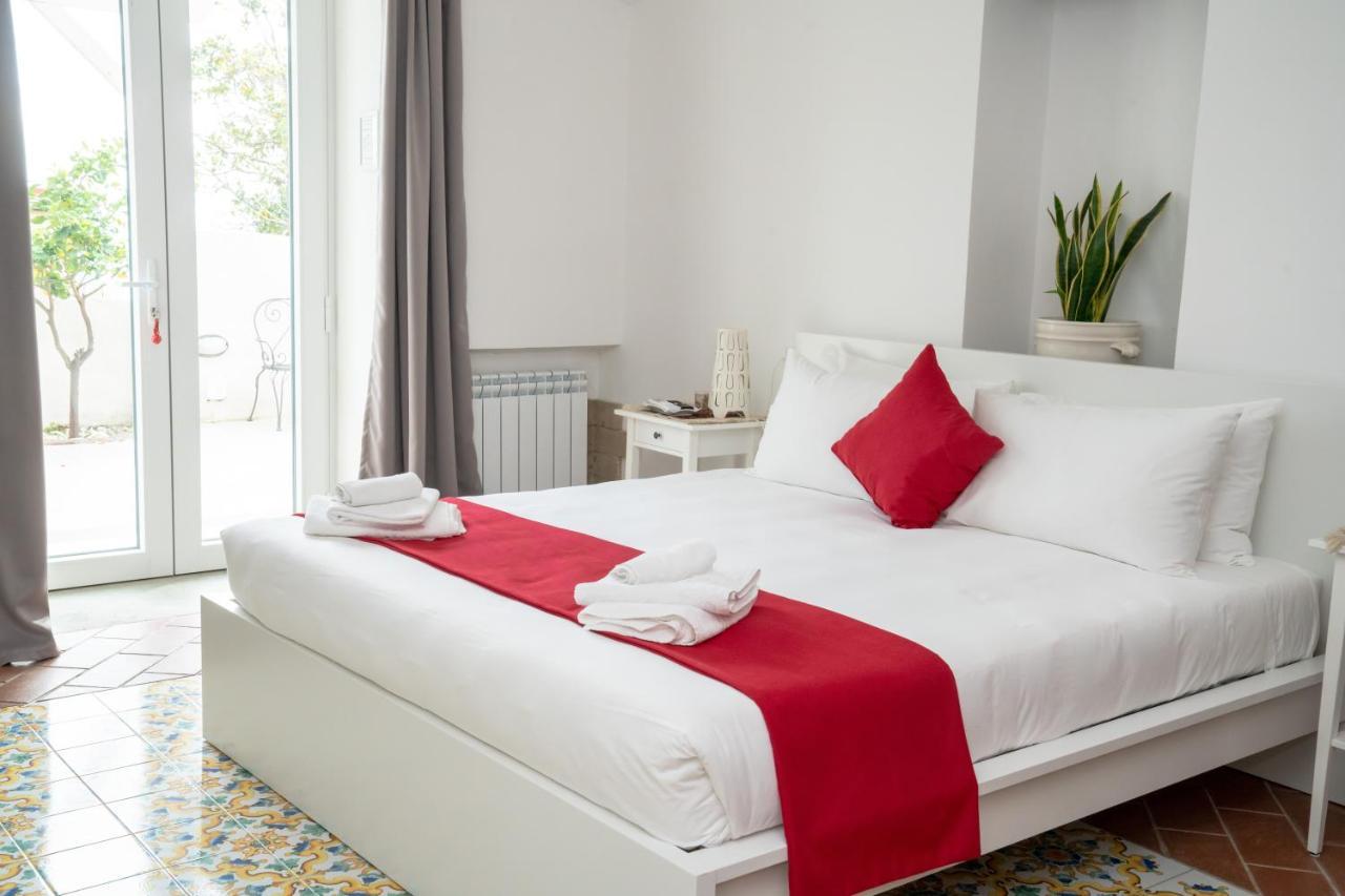 Le Stanze Di Sissi - Luxury Suites Neapel Exterior foto