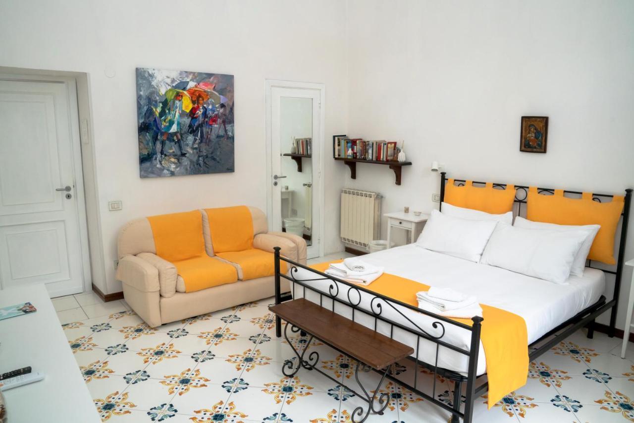Le Stanze Di Sissi - Luxury Suites Neapel Exterior foto